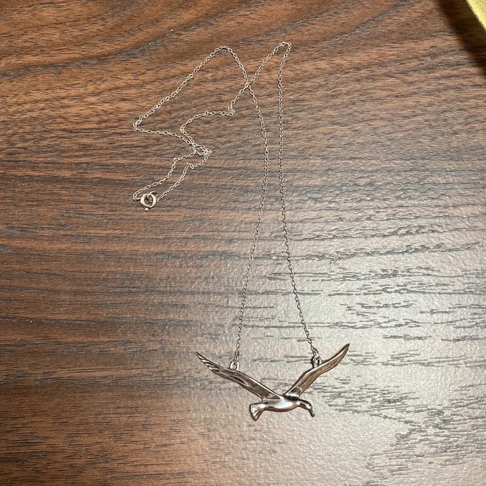 🖤 VTG Sterling Silver Seagull Bird Pendant Necklace